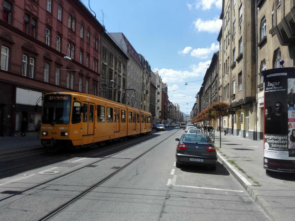 Ferienwohnung Minion & Snoopy Apartman Budapest Exterior foto